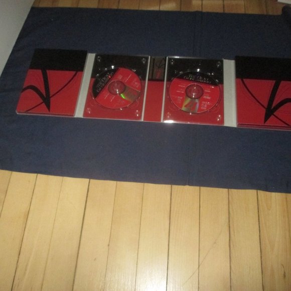 Star Trek The Next Generation: The Complete First Season (DVD, 2002, 7-Disc Set) - Picture 7 of 12